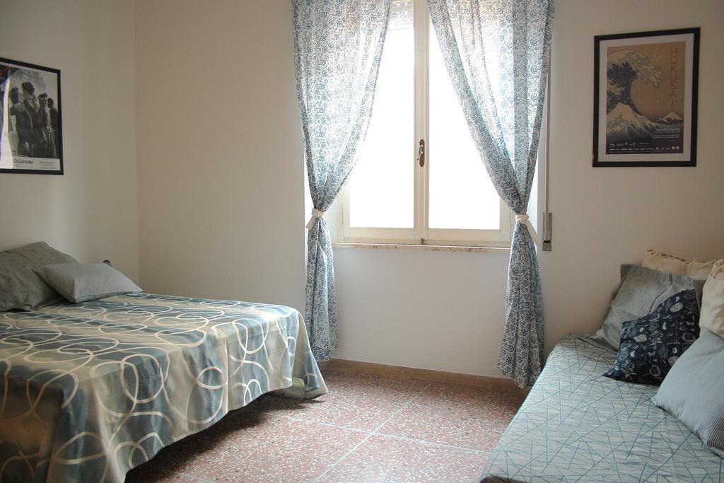 Casa Marina Apartment Кастильоне дела Пеская Екстериор снимка